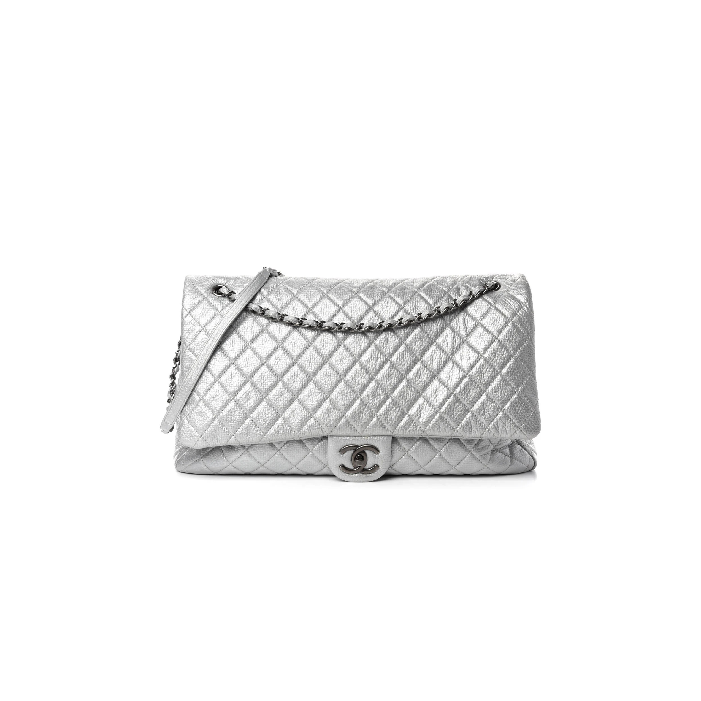 CHANEL METALLIC CALFSKIN QUILTED XXL TRAVEL FLAP BAG SILVER (44*25*14cm)